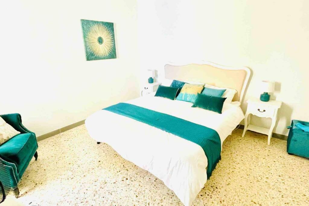 Trapani Centro Storico Apartment, Great Central Location! All New Furniture And Appliances! Exterior photo