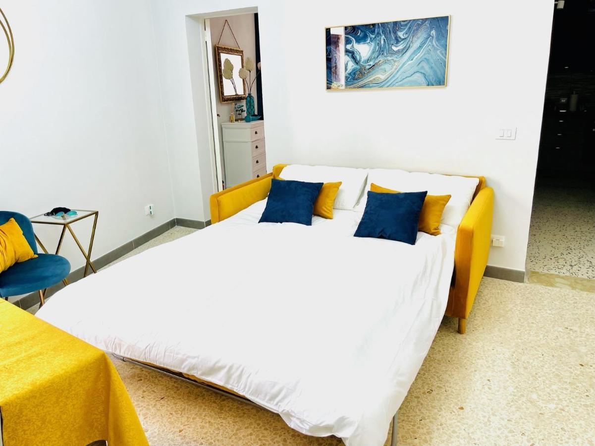 Trapani Centro Storico Apartment, Great Central Location! All New Furniture And Appliances! Exterior photo